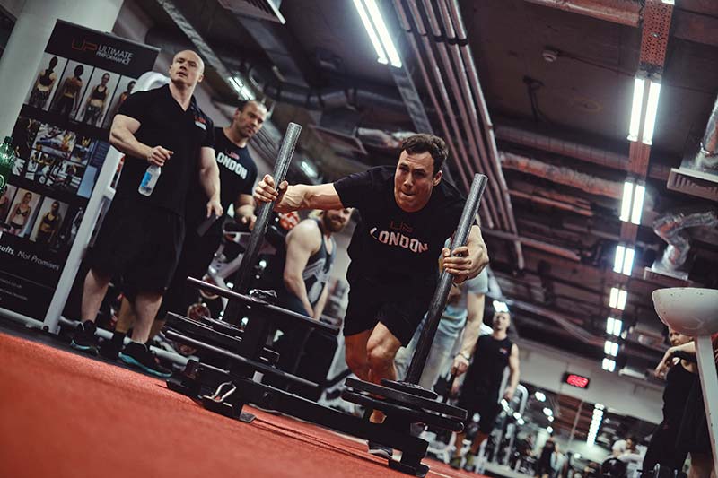 10 Things Every Man Should Avoid in the Gym